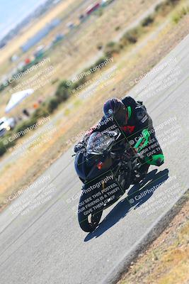 media/Oct-15-2023-TrackXperience (Sun) [[85198ff50b]]/Group 3/session 4 turn 3/